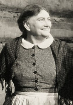 Lucille La Verne
