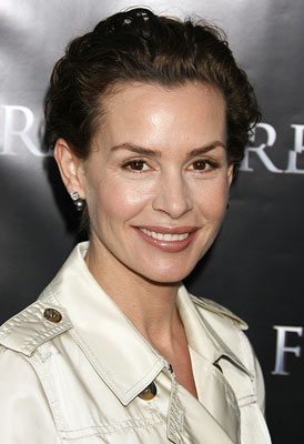 Embeth Davidtz